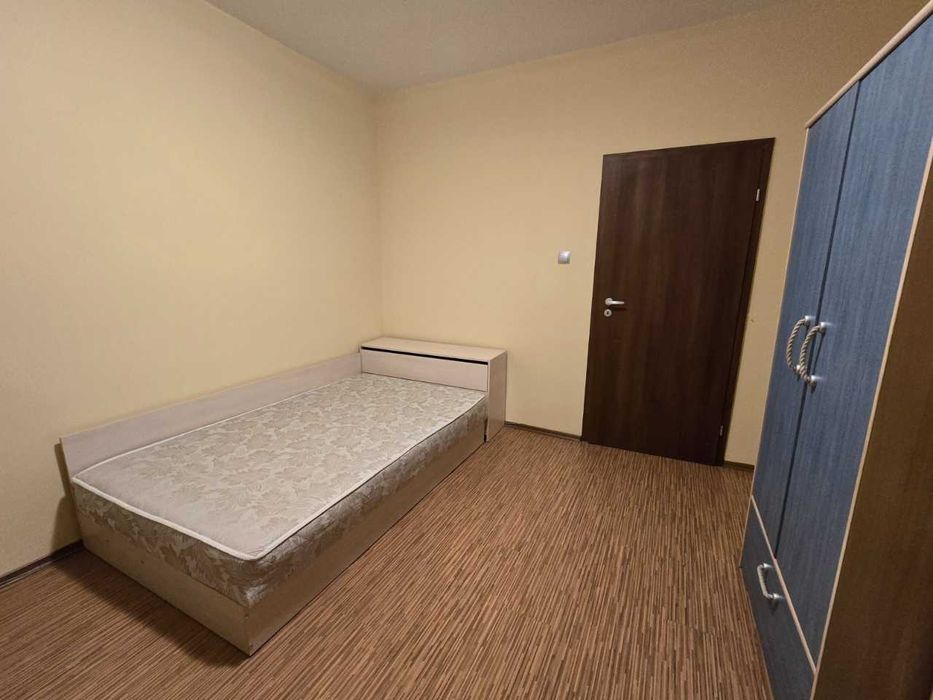 Дава се под наем Тристаен апартамент в София, Изток - 80 кв.м за 867 € - Снимка #9