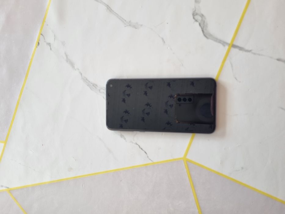 Самсунг         с10