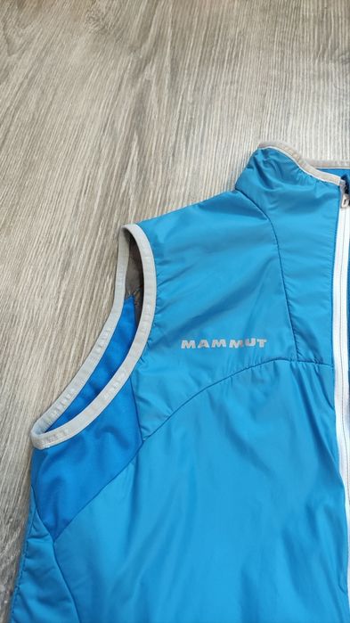 Дамски елек Mammut S size