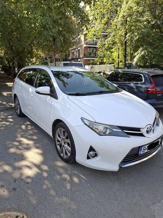 TOYOTA Auris 2013 — imagine 1