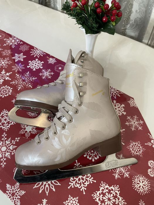 Коньки фигурные профессиональные