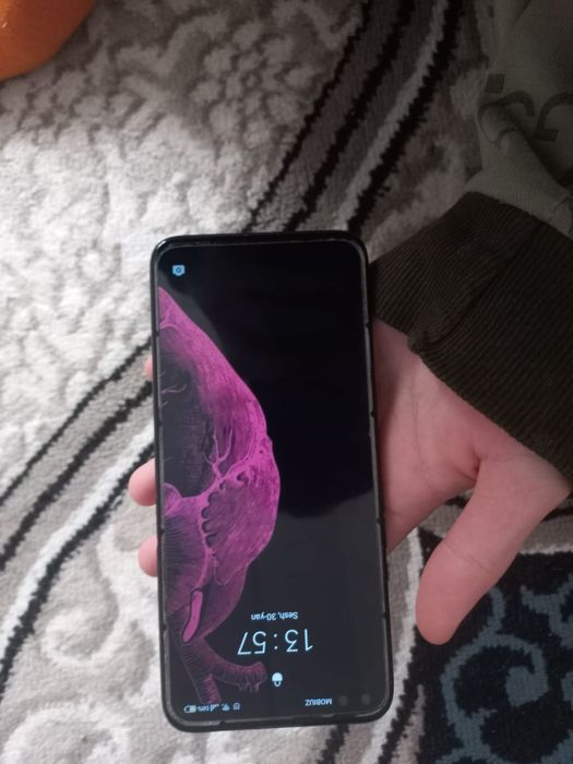 Realmi 6 pro  8/ 128 gb