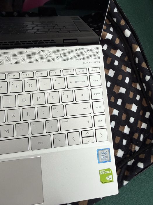 Laptop HP Envy 13” i7, 16GB