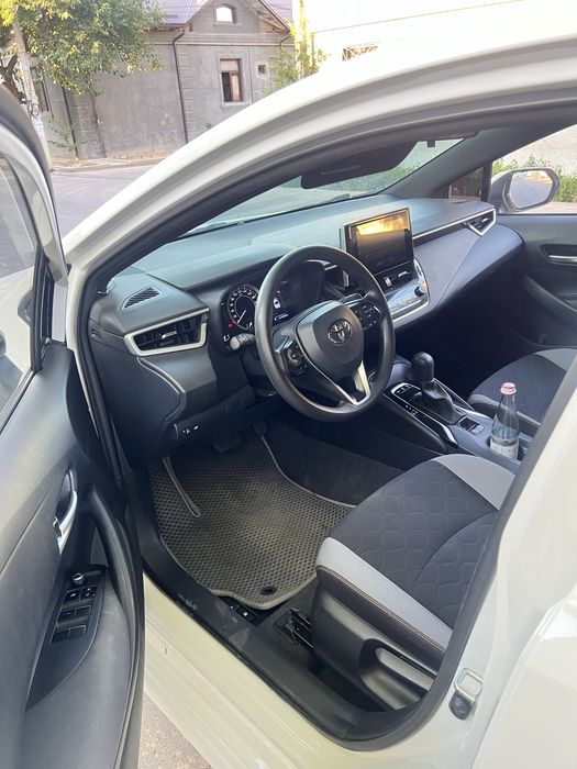 Toyota carolla 2024 yil