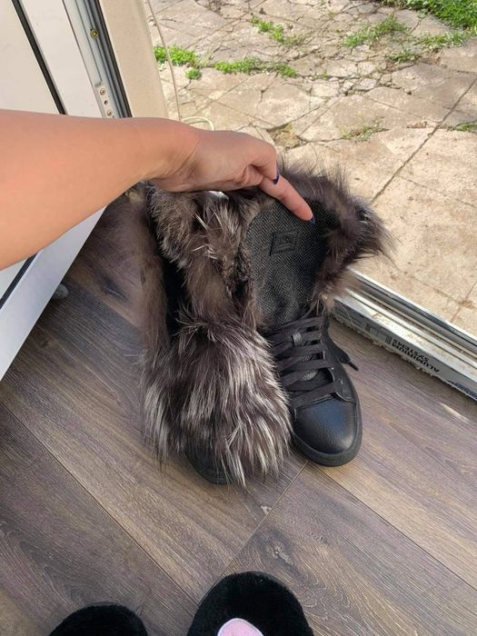 Обувки с косъм от Daris