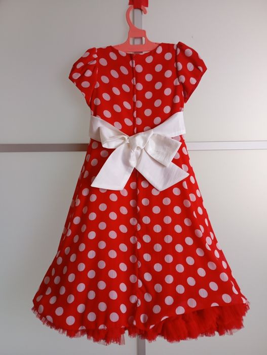 Продам платье для девочки