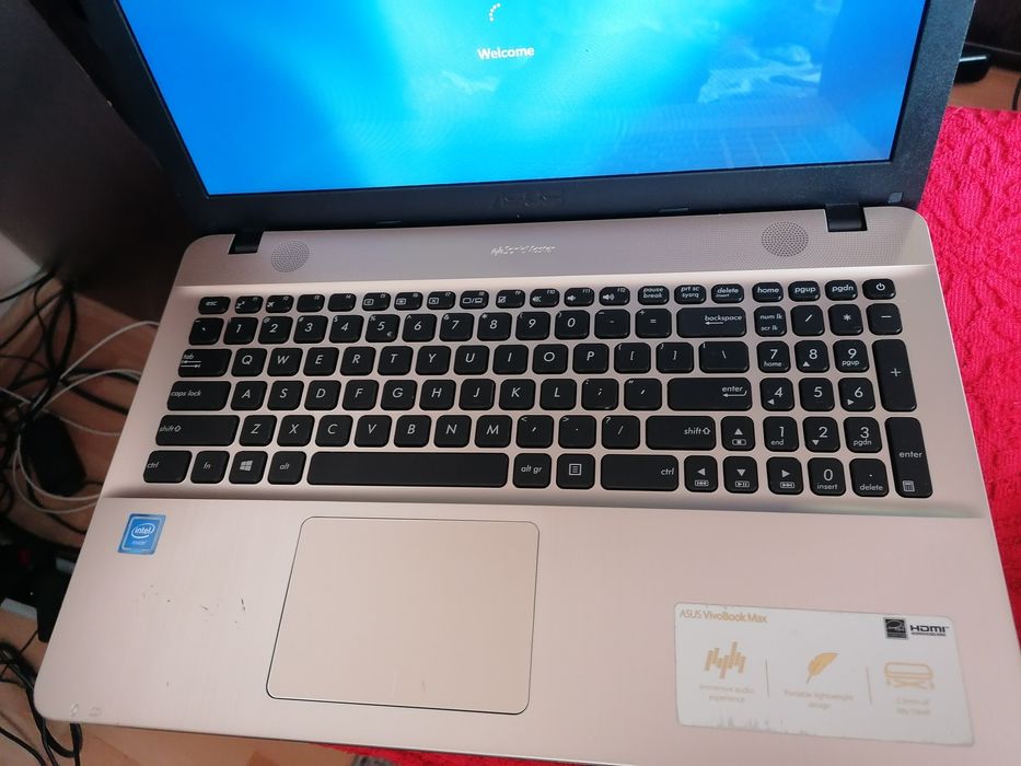 Laptop Asus A541N  4gb ram