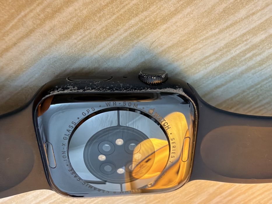 Продам apple whatch 7 (45 mm)