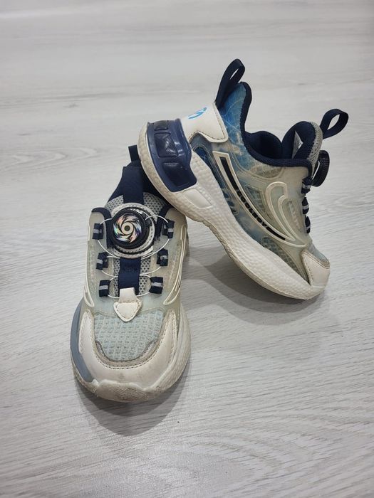 Кроссовки для мальчика