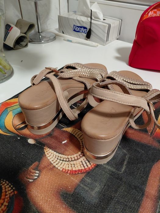 Sandale piele,  aurii ,elegante, mas 39,INUOVO