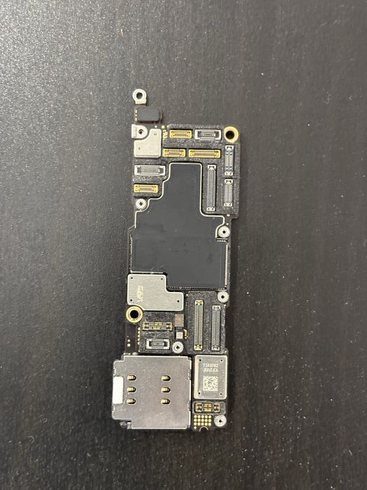 iPhone 14 pro платка