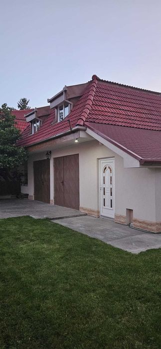 Casă de vânzare -  zona Cloșca