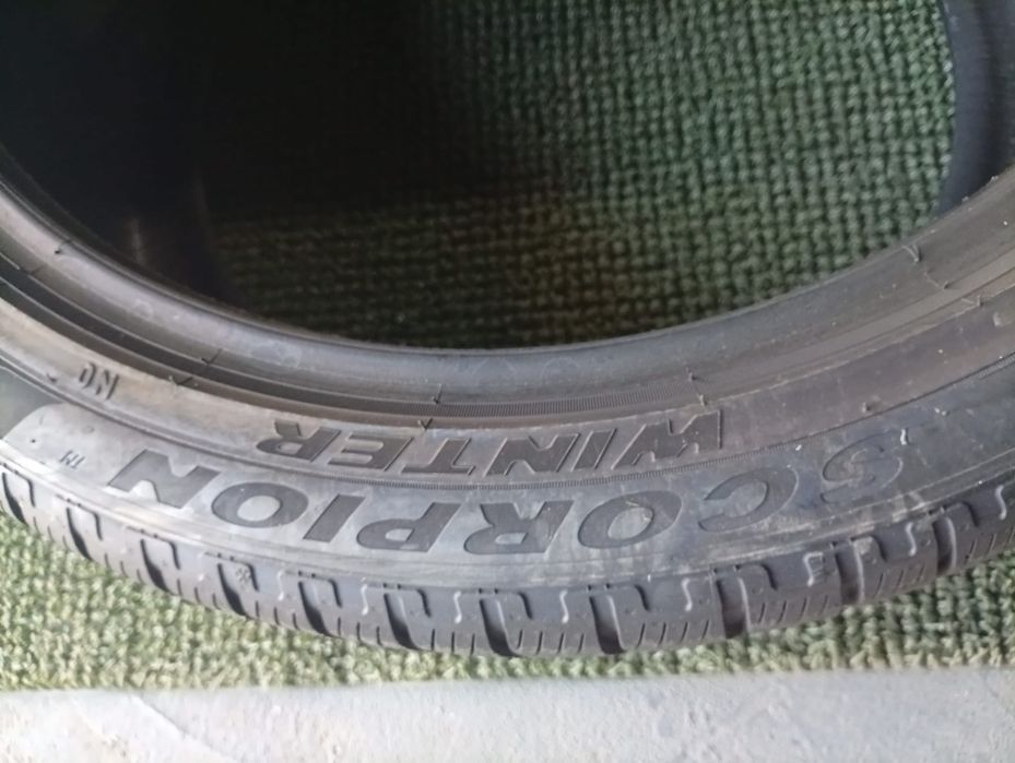 305 35 21 Pirelli m+s