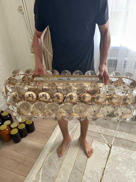 Срочно продам люстры 8шт!