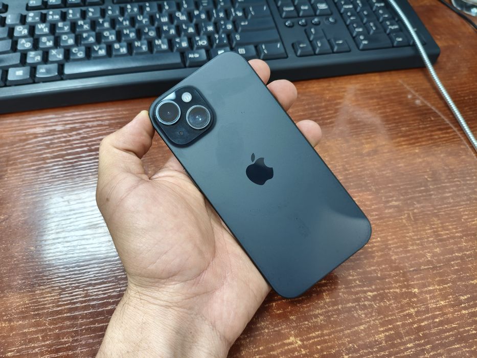 Продам свой айфон 15 .