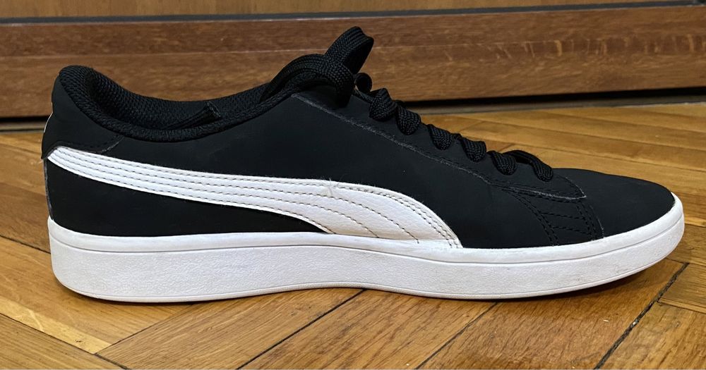 Маратонки Пума Черни / Puma Smash v2 Buck Jr.
