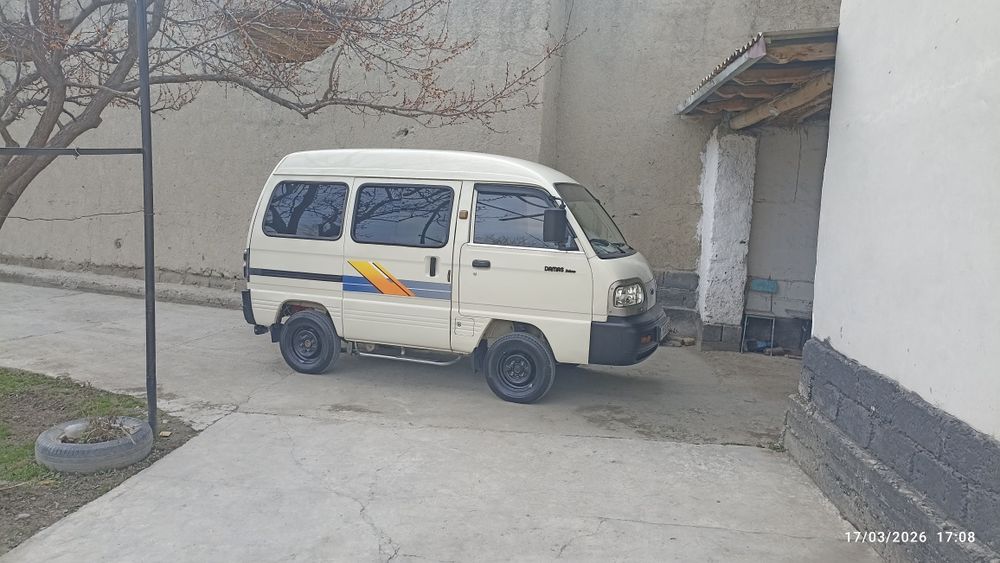 Damas sotiladi moshin holati yaxshi