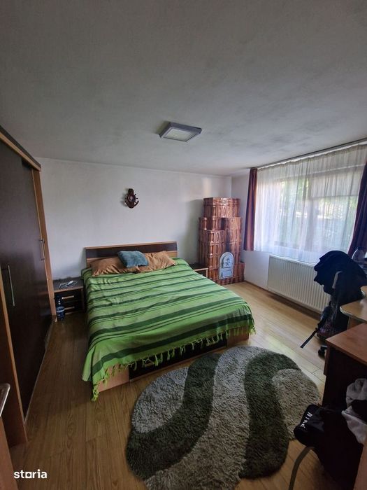 Casa p+ m + teren 1000 mp ghiosesti