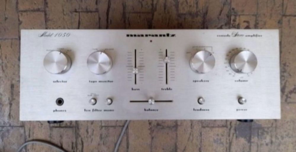 Marantz 1050 Marantz