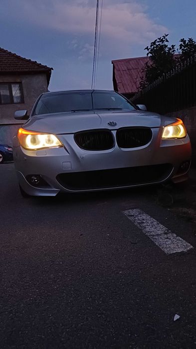Vând BMW E60 2007