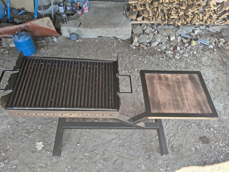 Vand grătar model y