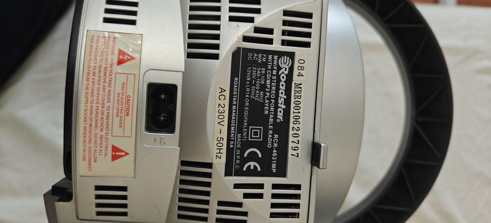 Radio-casetofon si  CD-MP3 Player Portabil Roadster RCR-4631MP