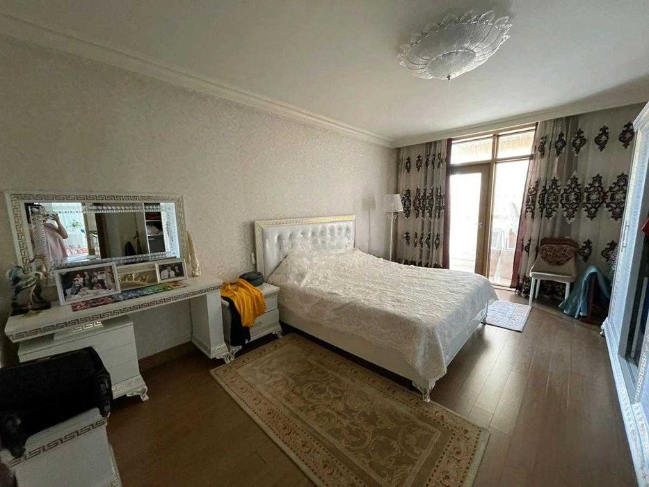 4 комн в  ЖК Apple Town, ул. Аскарова - Саина