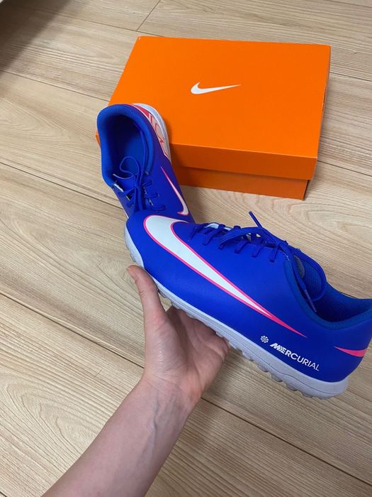 Nike fotbal sintetic 40
