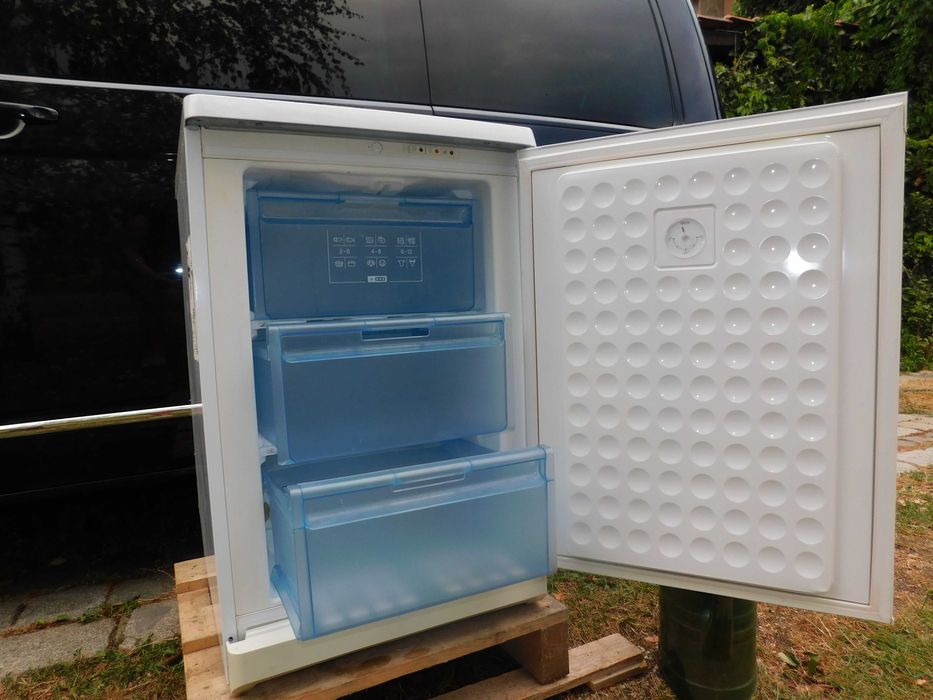 Congelator Bosch Exclusiv,  80 litri, 85 cm, Clasa A+