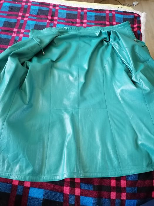 Geaca piele doua fete.