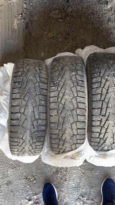 Зимние покрышки шипы R16