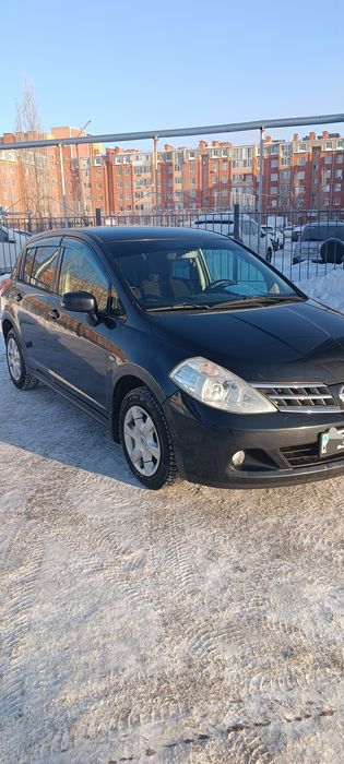 Ниссан Тиида 2010