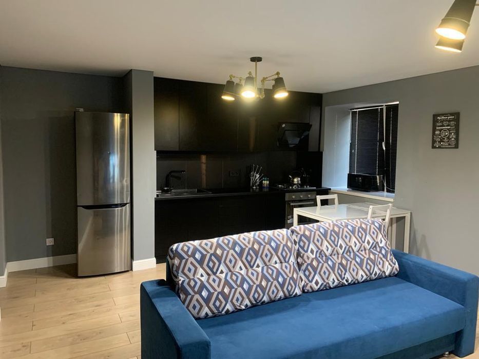 Продам 3х ком квартиру в центре