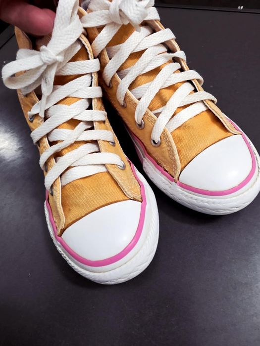 Teniși Converse mărimea 28 stare foarte bună