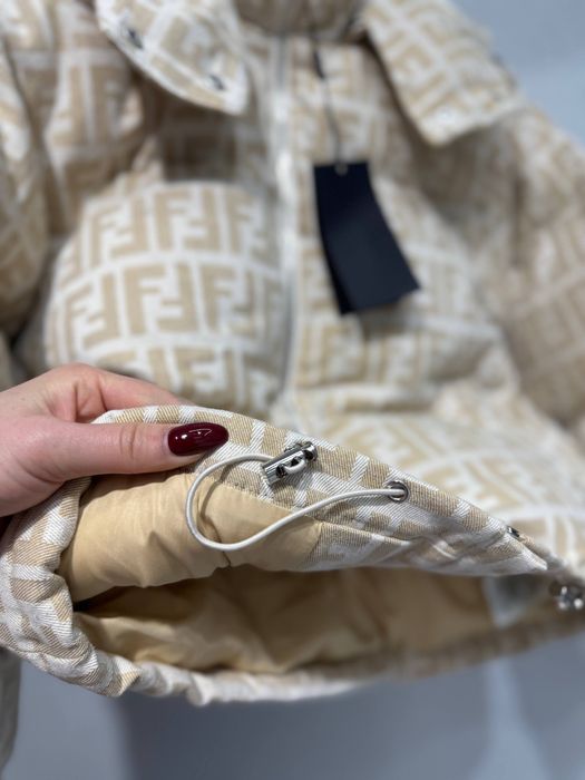 geaca fendi  model nou