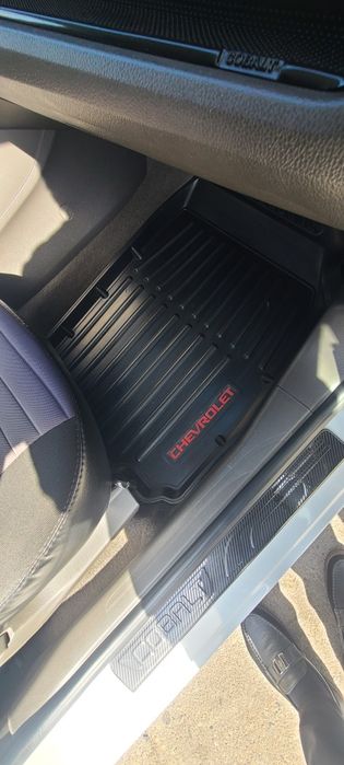 Чехол и полики для автомобиля Кобальт