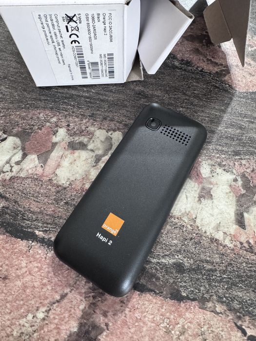 Telefon cu butoane