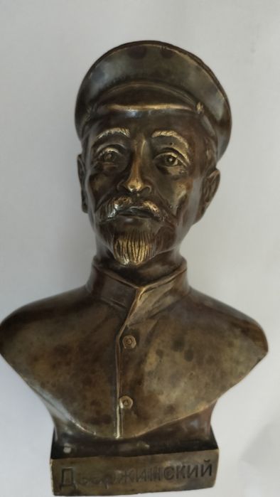 Антиквар князь Невский