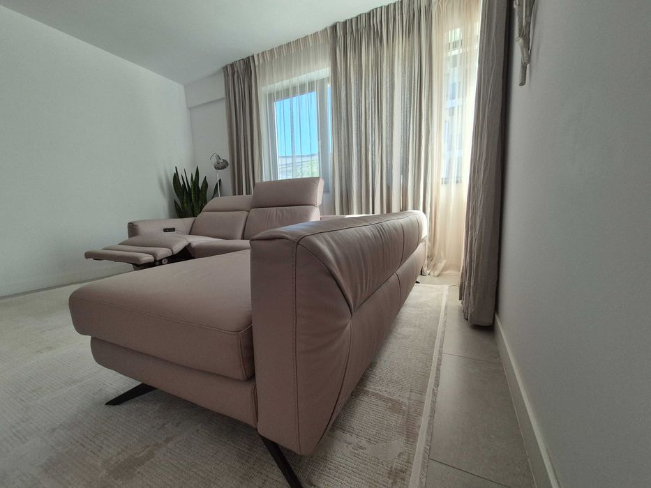 Canapea din piele cu recliner Natuzzi