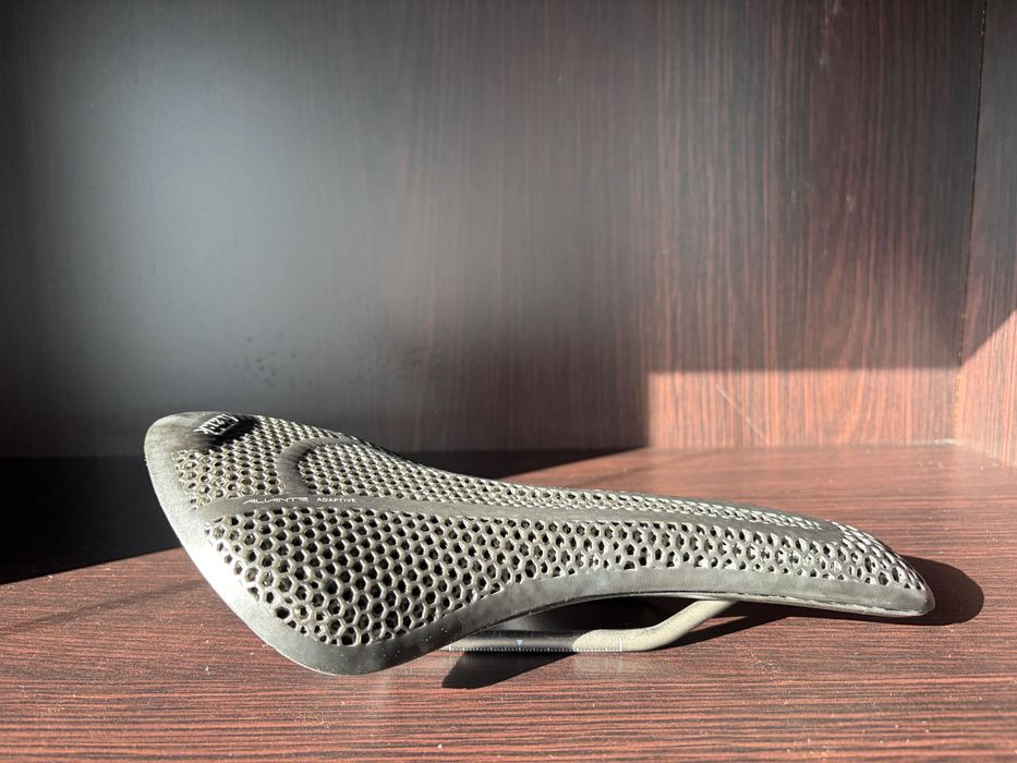 седалка fizik TEMPO ALIANTE R3 ADAPTIVE