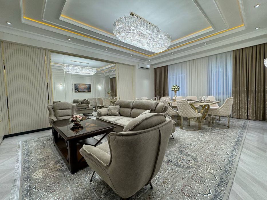 Ул, Тараса Шевченко-Сдается новая 4-х комнатная квартира в центре!