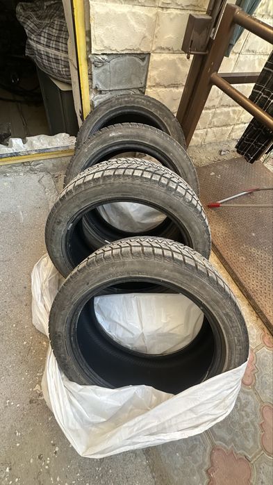 235/45R/18 зимний шины
