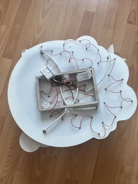 Люстра в детскую комнату