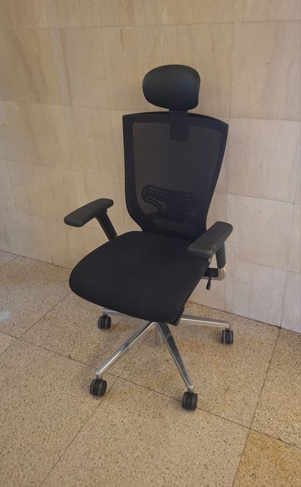 Scaun sidiz stare perfectă fără defecte  500lei