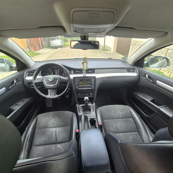 Skoda Suberb , diesel , 4x4 , navi ,clima , Xenon ,Highline , Germania ,2010