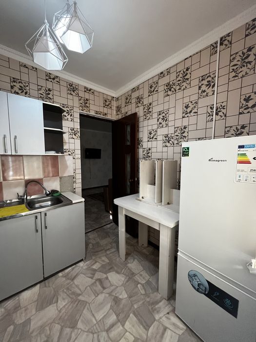 Сдаем квартиру догосрочно! Универсам