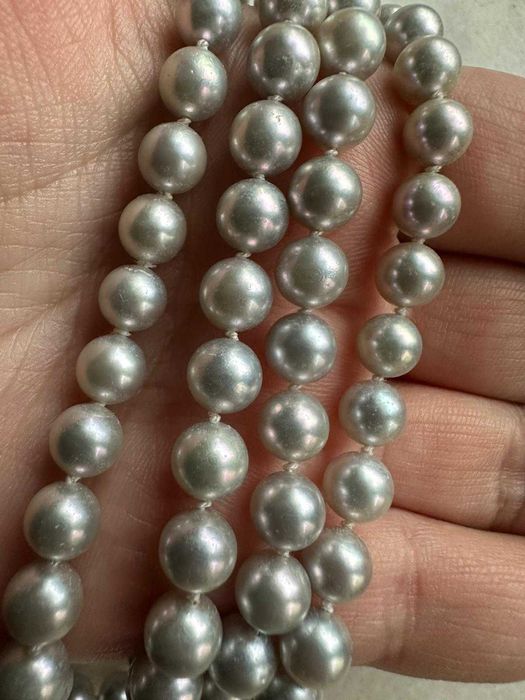 Colier din perle de gri