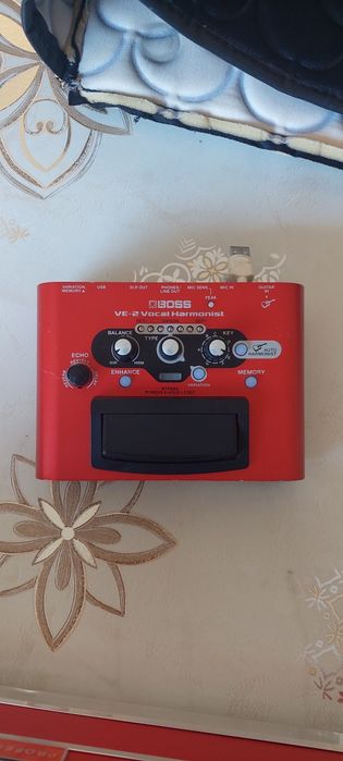 Gitara va ovoz ucun primochkalar-BOSS