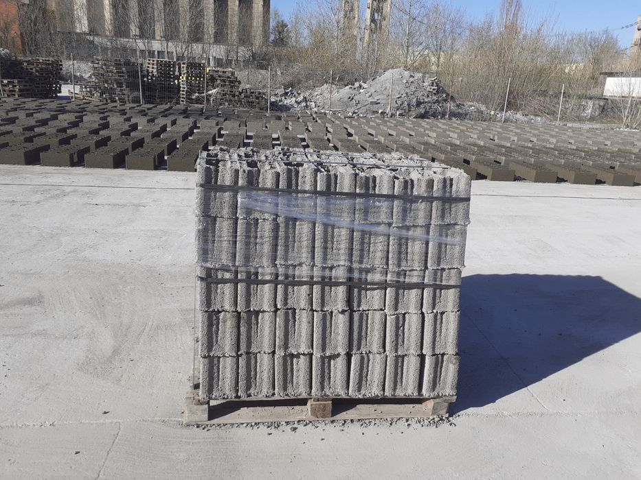 Nisip balastru sort inclusiv de olt