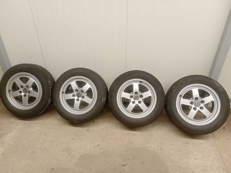 Set jante cu cauciucuri M+S , 16 inch originale Audi A4 B9